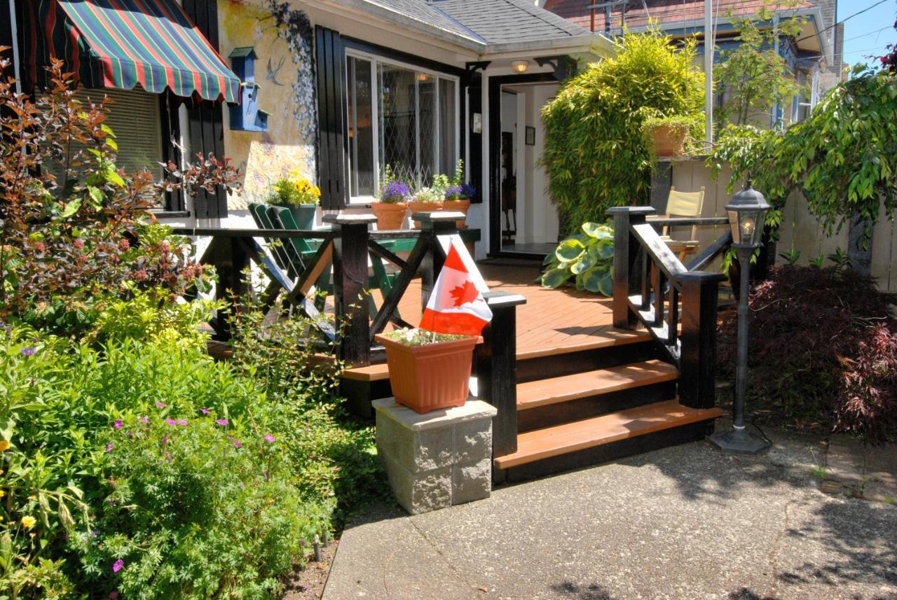 Heathergate Cottage And Suites Victoria Exterior foto